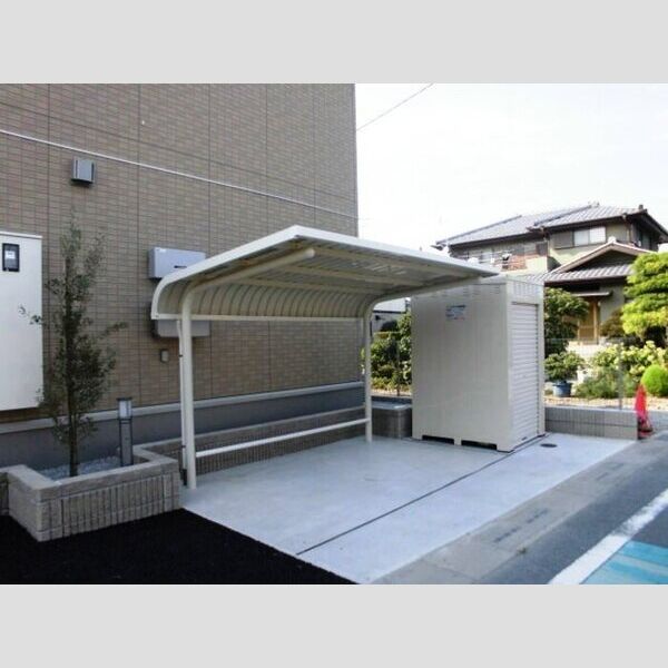 ラフォーレ 駐輪場