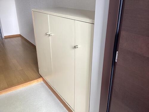 シーサイド片瀬江ノ島 シューズボックス