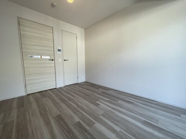 プライムメゾン千葉新町0815号室 リビング