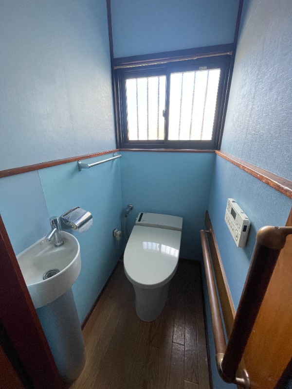 ニコス邸 トイレ