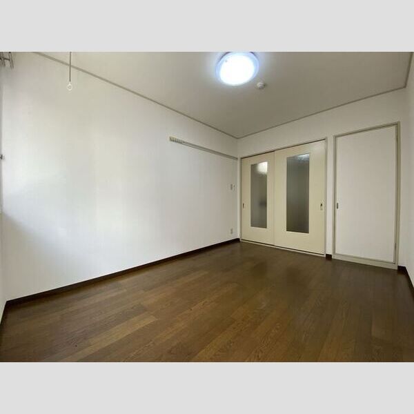 どみいるみずの 102号室　洋室