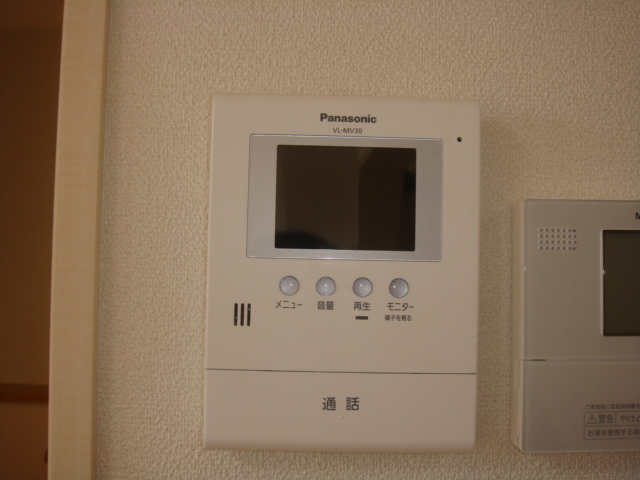 ヴェルクレスト202号室 カメラ付インターホン