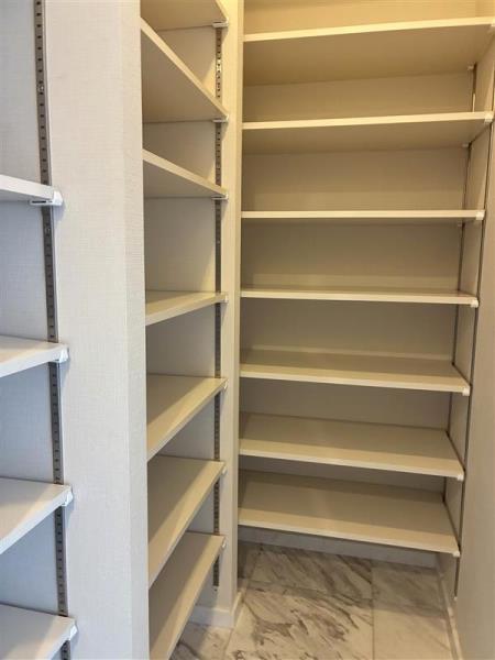 ザ・パークハウス西新宿タワー６０13階 玄関