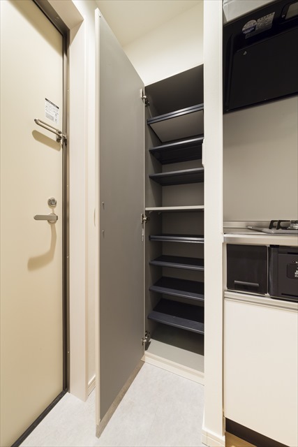 スプリングフォレスト参番館1階 玄関