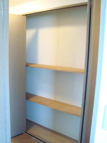 Ｓｕｍｍｅｒ　Ｒｏｕｇｅ 収納