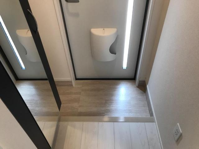 エルアンジェル201号室 玄関（イメージ）