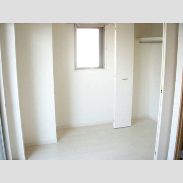 アイリス大森 503号室　洋室