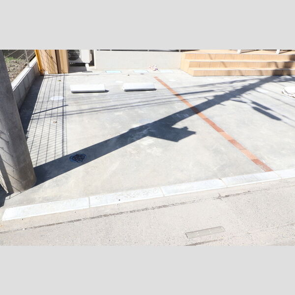 ブルーデイジー 駐車場