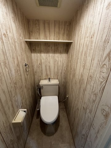 クレアールスギモト301号室 トイレ