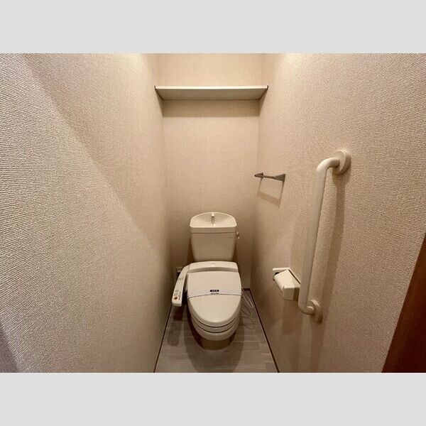 エクセルパーク　B棟101号室 トイレ