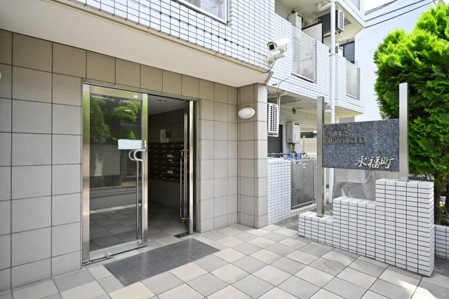 ワールドパレス永福町4階 エントランス