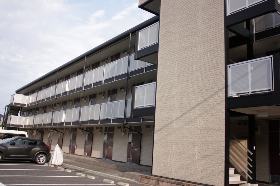 レオパレス壇 外観