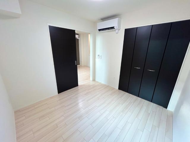 スカイブルームナツミ（Sky bloom Natsumi） 洋室5.0帖