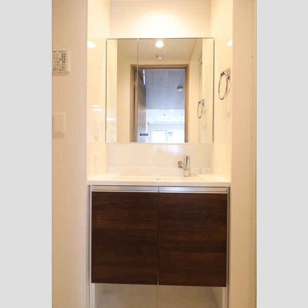 グラナーデ八潮 洗髪洗面化粧台