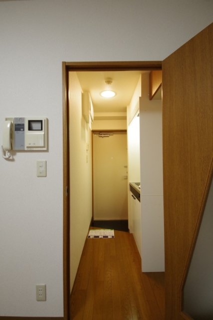 グリフィン新横浜・アリーナ前 玄関