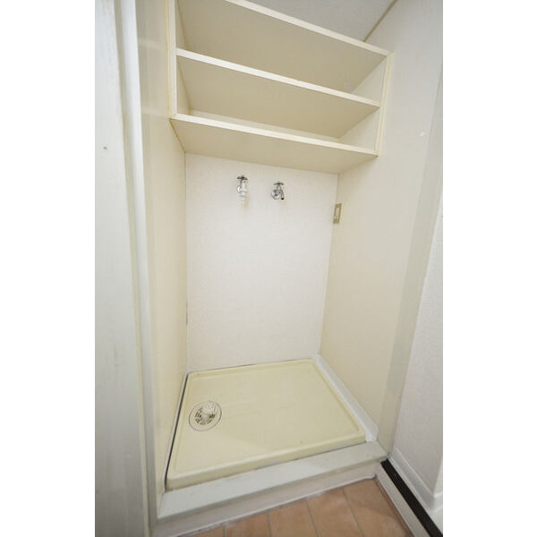 メゾン・ド・プレーヌ0111号室 洗濯機置場