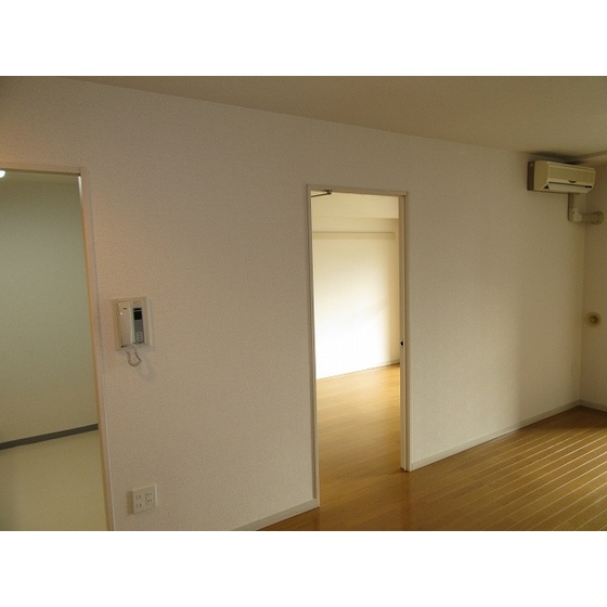 サングランパ0306号室 居室②