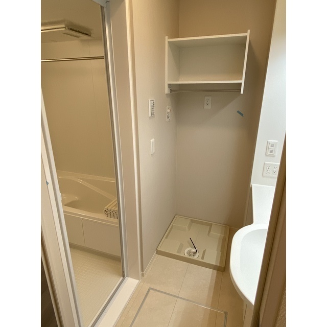 Grand Hills1階 内観