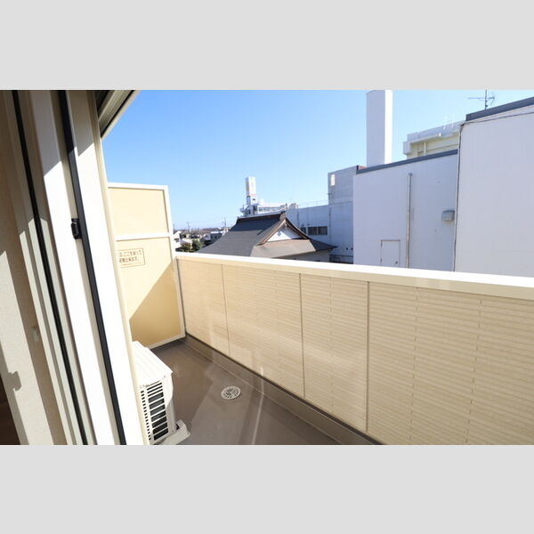エスペランサ八幡宿302号室 バルコニー
