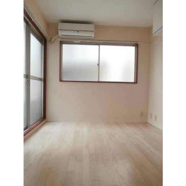 メゾン・ド・ロティール リビング