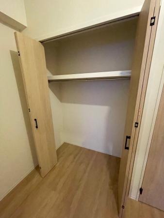 HAON(波音)7階 6-10F 黒を基調とした内装です。