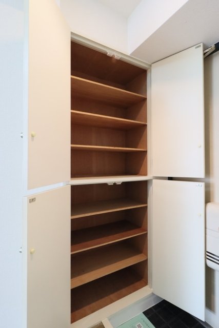 シーガル鶴見 靴入