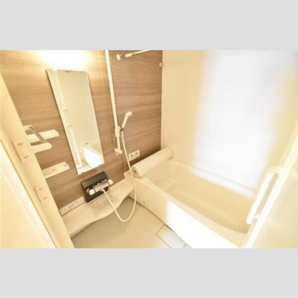 マリアエレナ301号室 バス