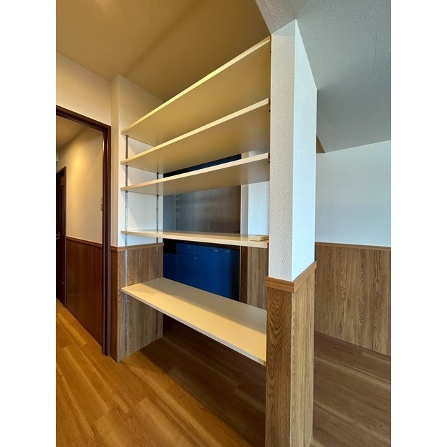 スクリップス 収納棚