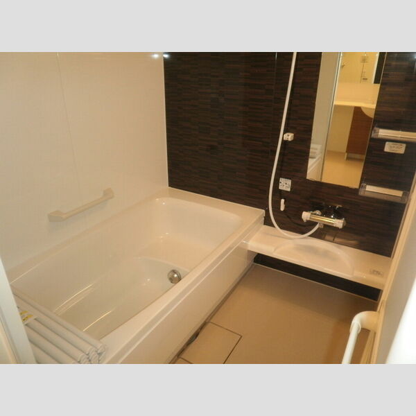 クレーデレ 浴室　追い焚き給湯付