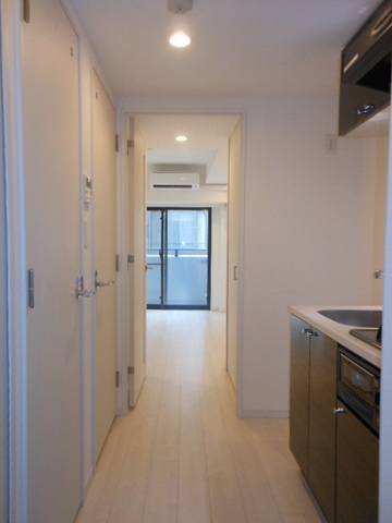 グランド・ガーラ桜木町駅前 玄関廊下