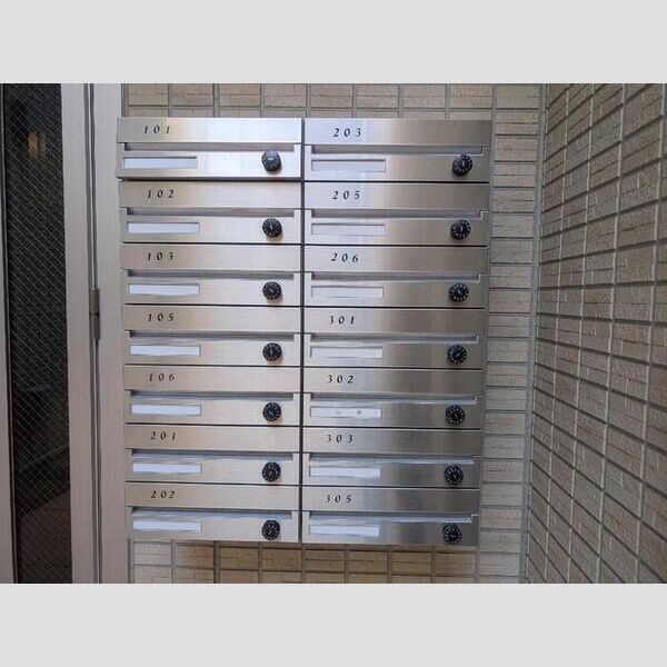 グランシャリオ大森 ポスト