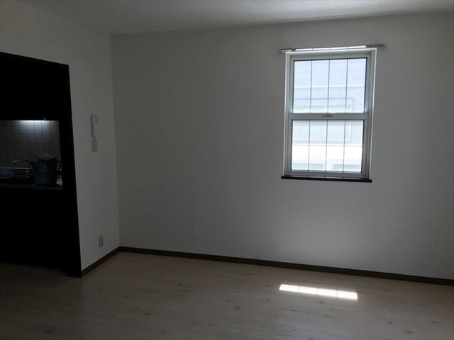 小田原市南町４丁目戸建1階 リビング