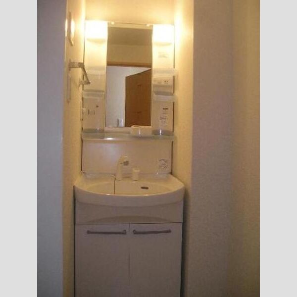 グランドュール101号室 洗面台