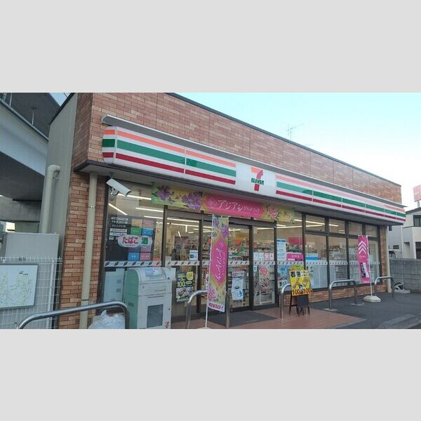 リビングヴィレッジ新柴又205号室 セブンイレブン葛飾柴又4丁目店