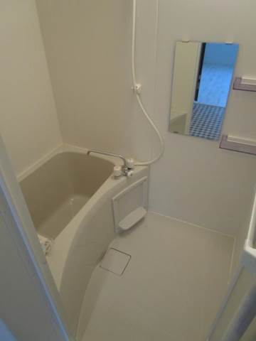 ワイ スクエア2階 部屋その他
