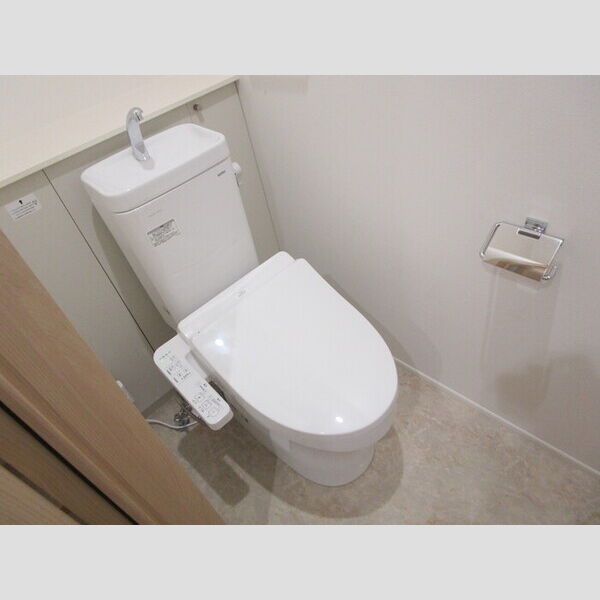 大野町2丁目戸建貸家 温水洗浄暖房便座