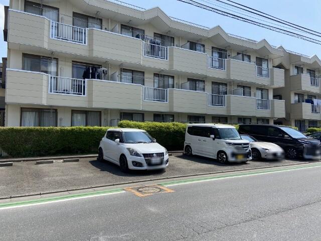 ジャスティ 駐車場