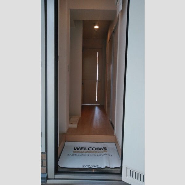 グランモア柳川AB　B101号室 玄関