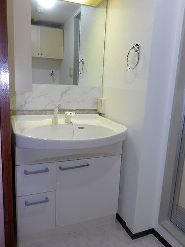 モアコート和光 洗面所　※2025年9月撮影