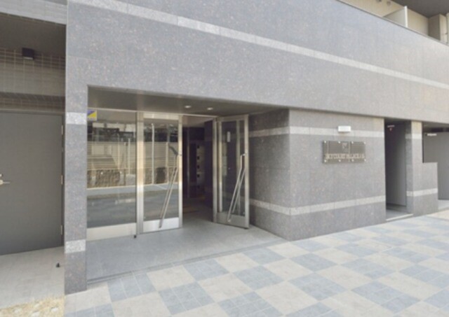 スカイコートパレス大島9階 外観