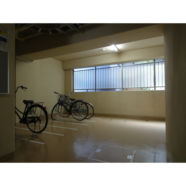 ＮＳＫ ２ｎｄ 駐車場