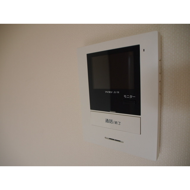 ロックビル井の頭101号室 安心のモニタ付インターホン