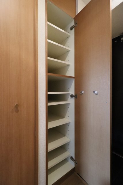 パレステュディオ六本木14階 靴入