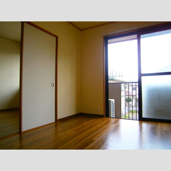 サニーハウス201号室 洋室