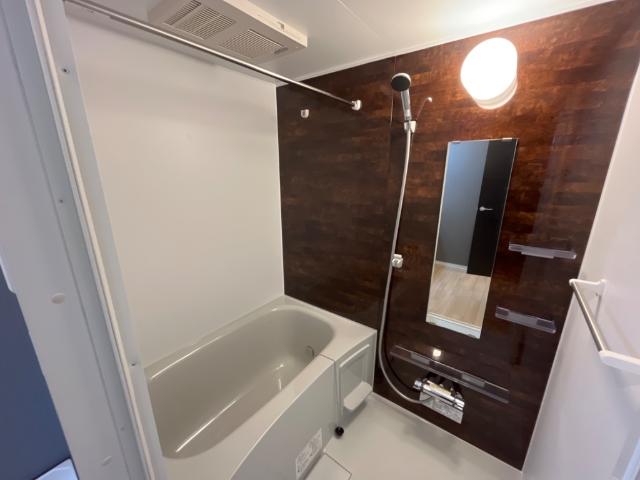 セントラル　コート バス