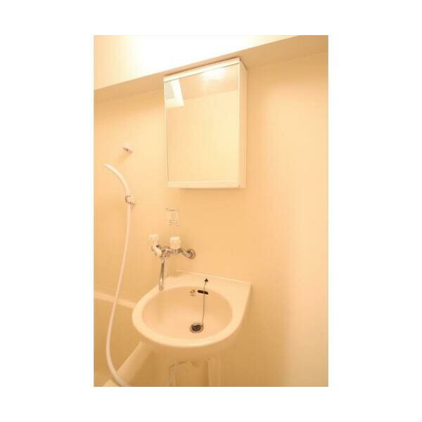 ラ・フルール芹ヶ谷101号室 同建物別部屋の参考画像