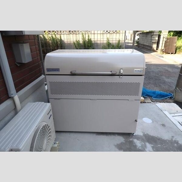 メゾンドシェリール102号室 ゴミストッカー