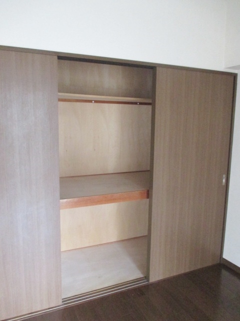 レクセルマンション湘南平塚第２ 収納