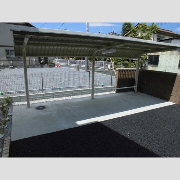 サン・コーポラス 駐輪場