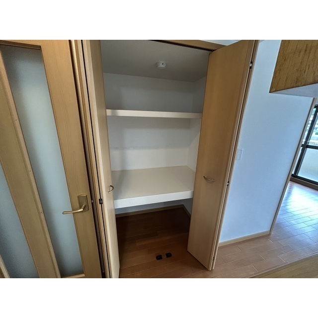 リュミエール・ガーデン306号室 内観